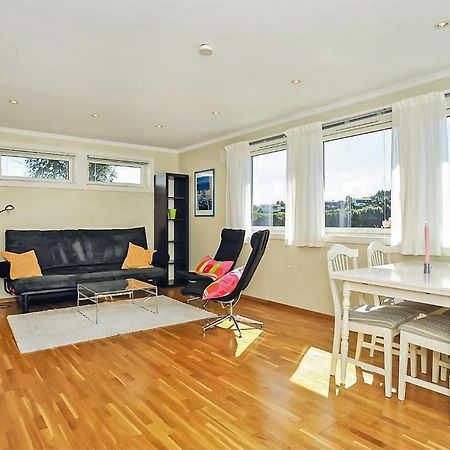 Cozy Apartment In Straumsgrend With Kitchen Bergen Esterno foto